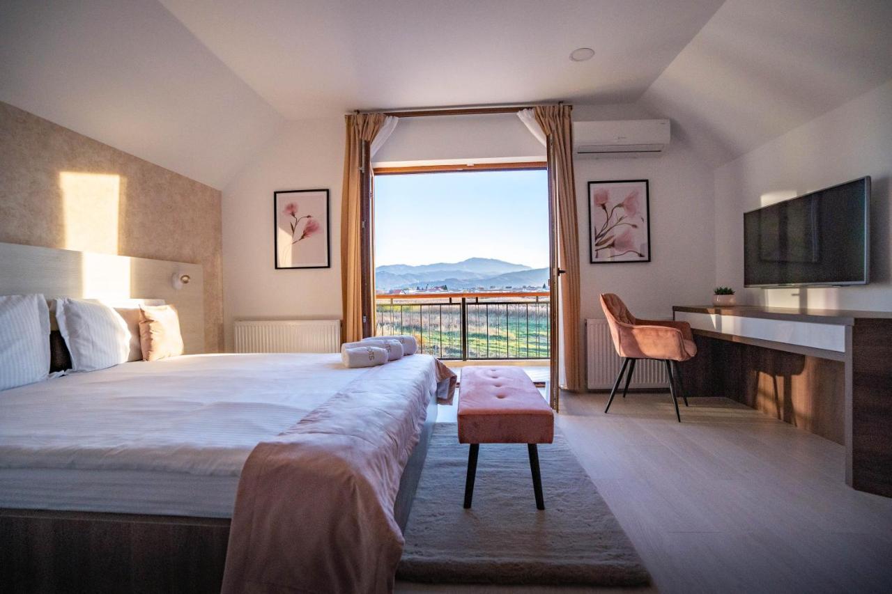 Roots Villa Sequoia Брашов Екстер'єр фото